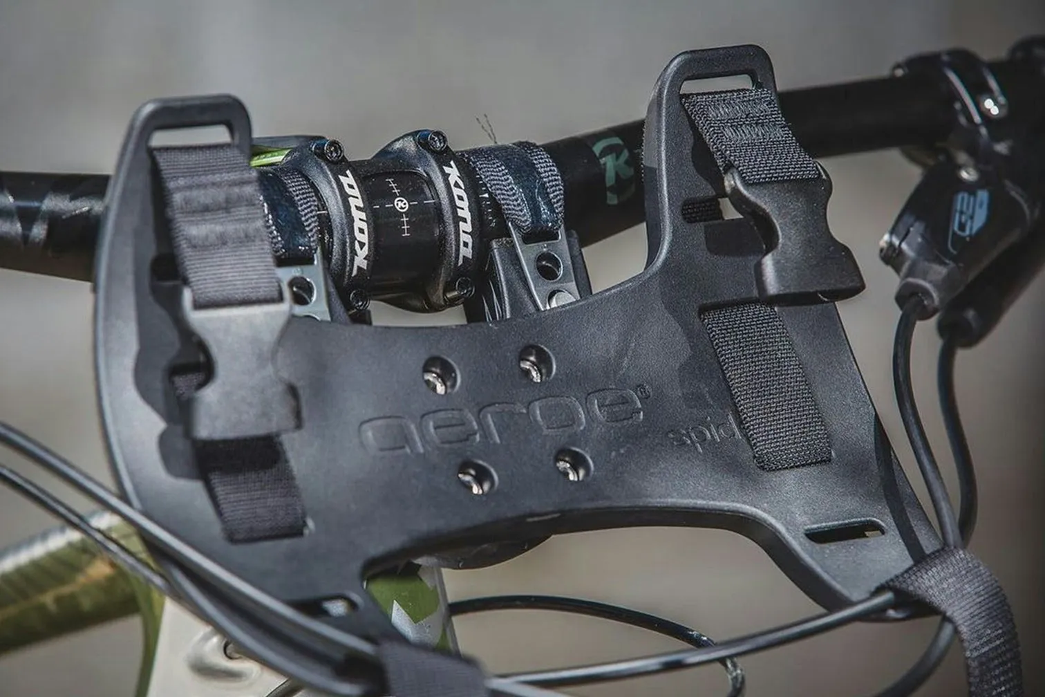 aeroe Spider Handlebar Cradle Black