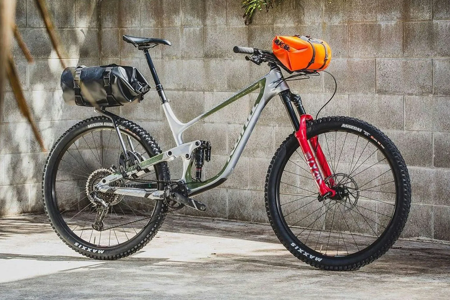 aeroe Spider Handlebar Cradle Black