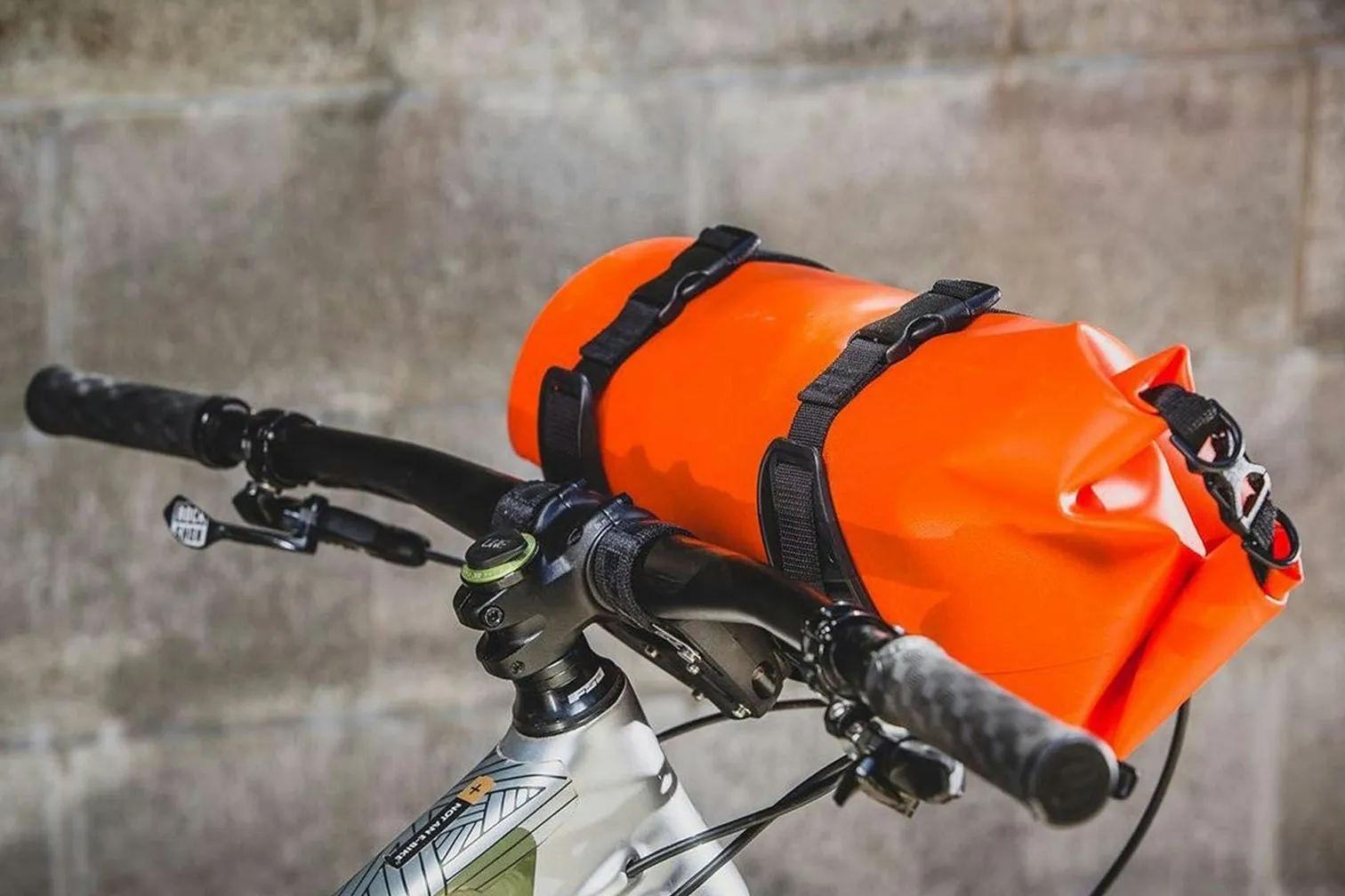 aeroe Spider Handlebar Cradle Black