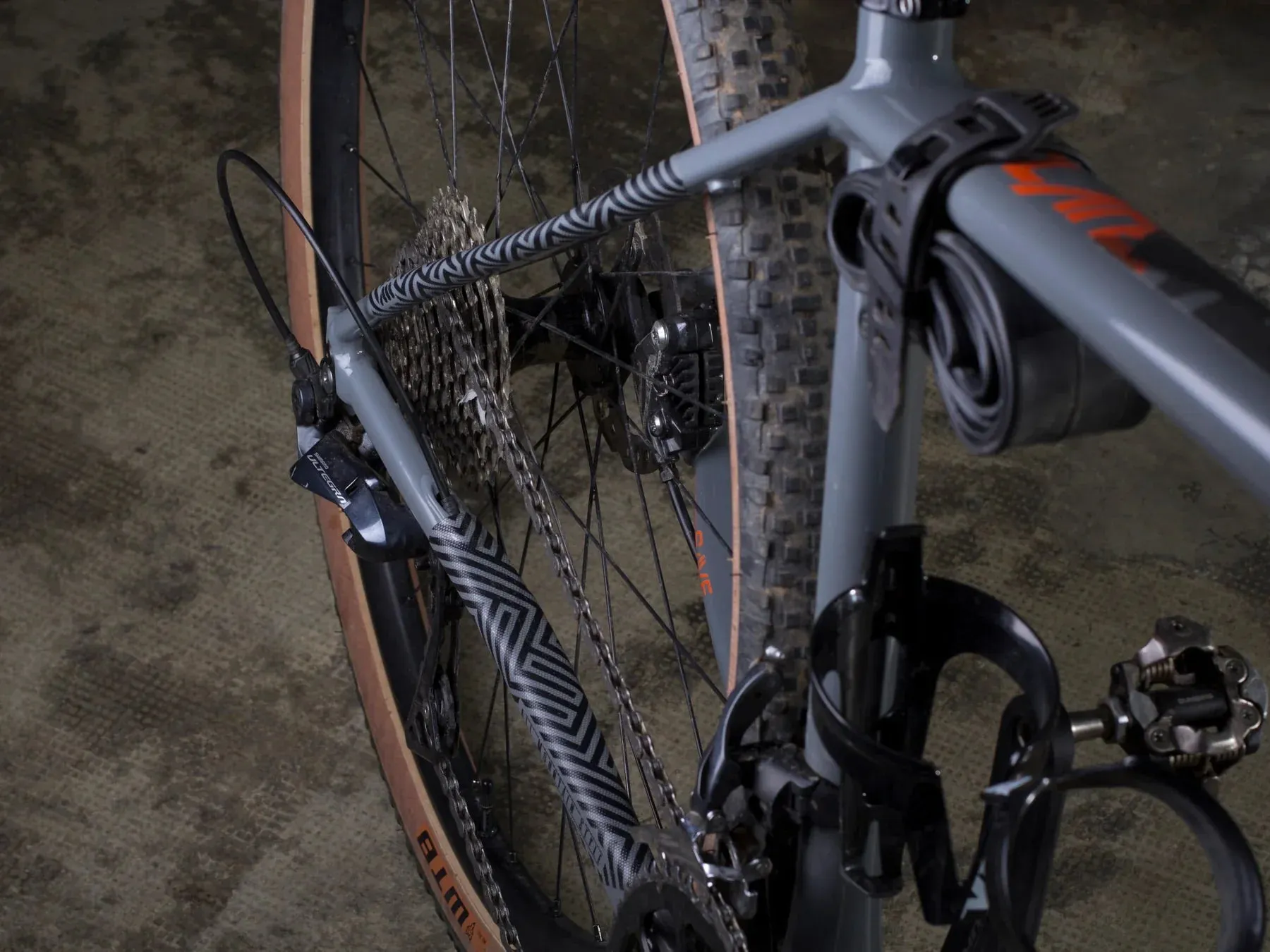 AMS HONEYCOMB CHAIN GUARD