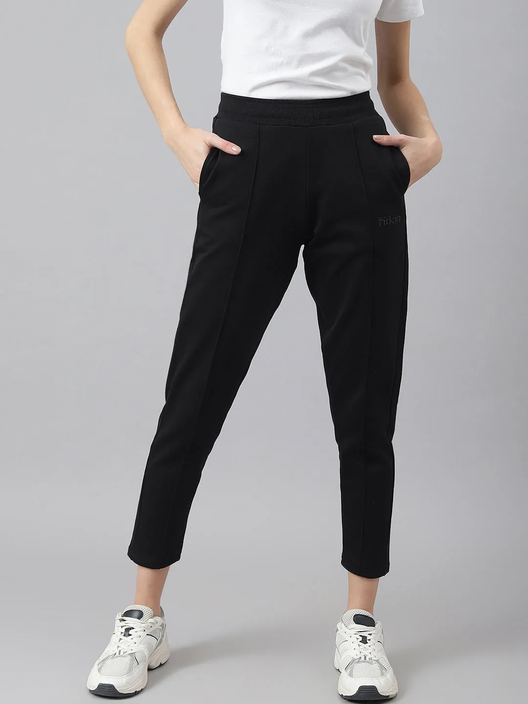 Fitkin Women Black Straight Fit Fleece Pants