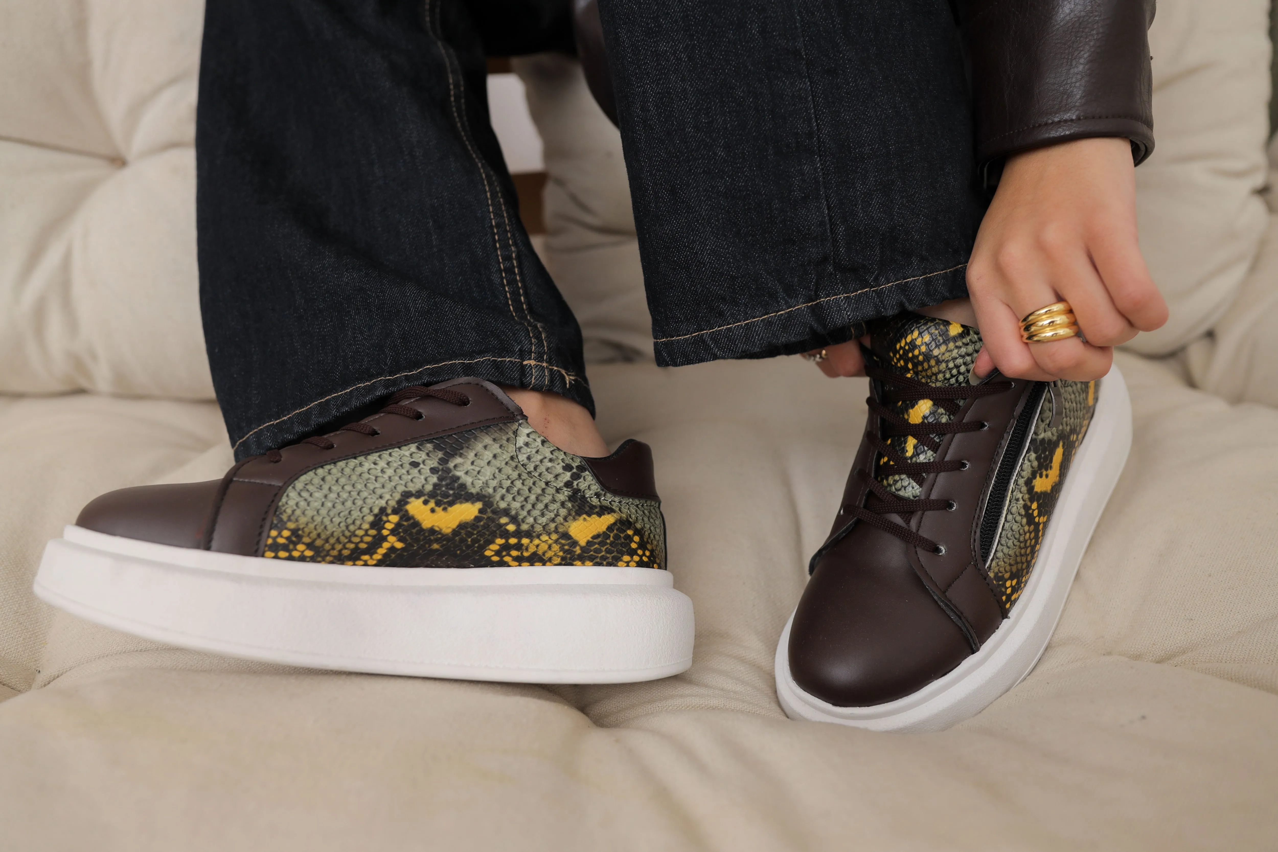 Laidback Luxe Sneakers - Snake Brown