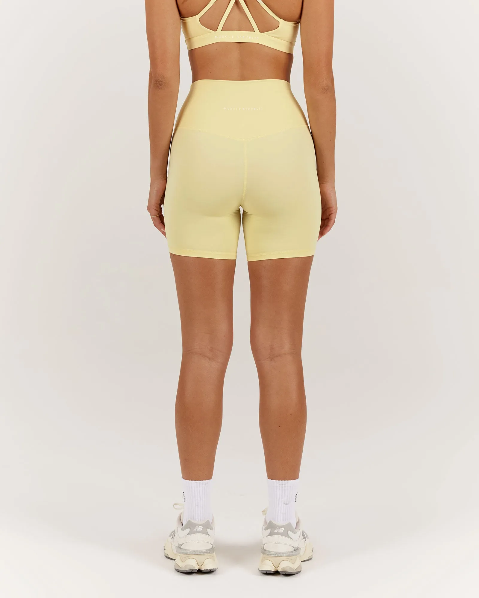 LUXE BIKER SHORTS V2 - BUTTER