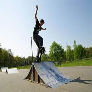 Mahalaxmi Wooden Skating Board , Small , uk, Multicolour
