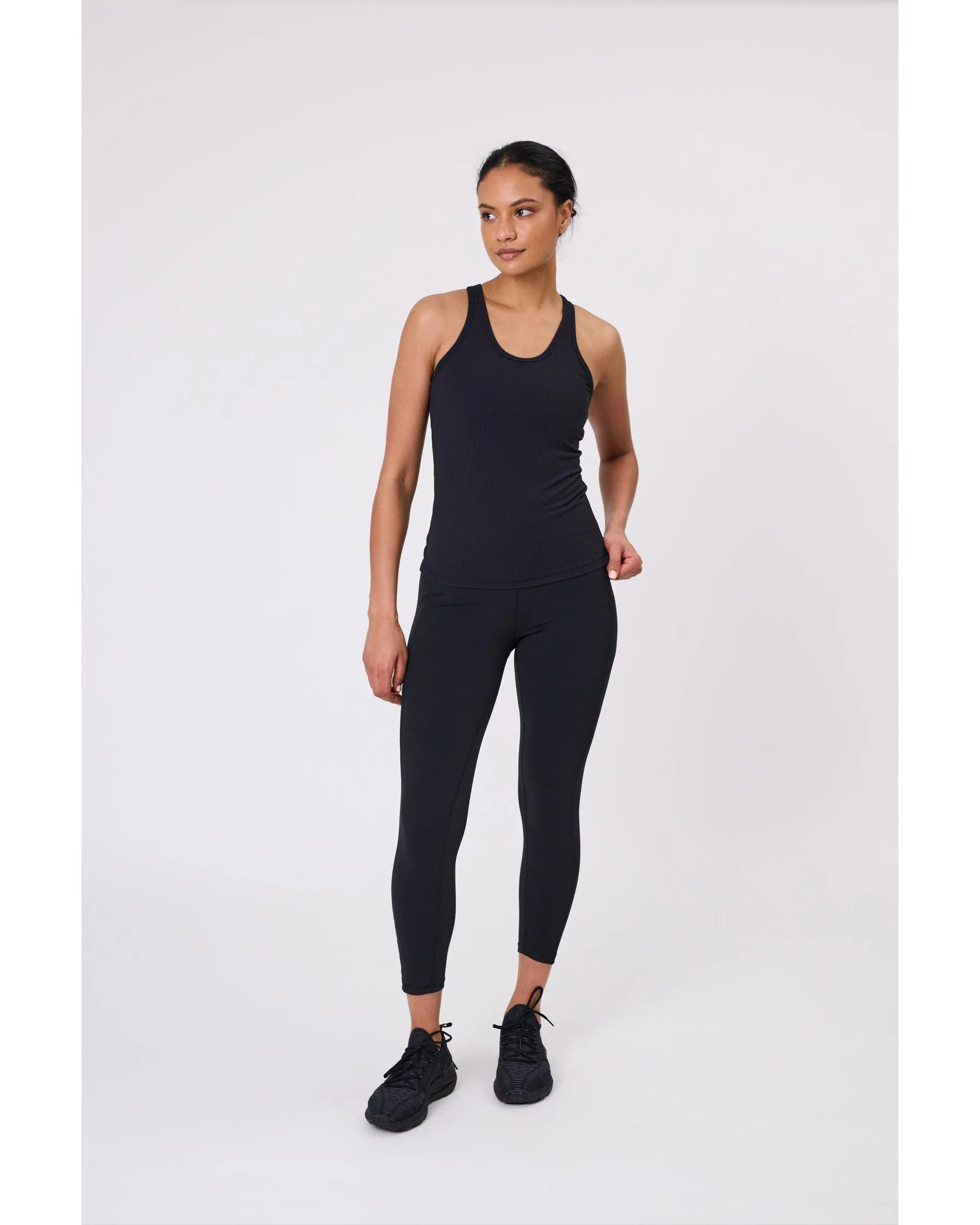 Marlow Contour Air Tank - Black