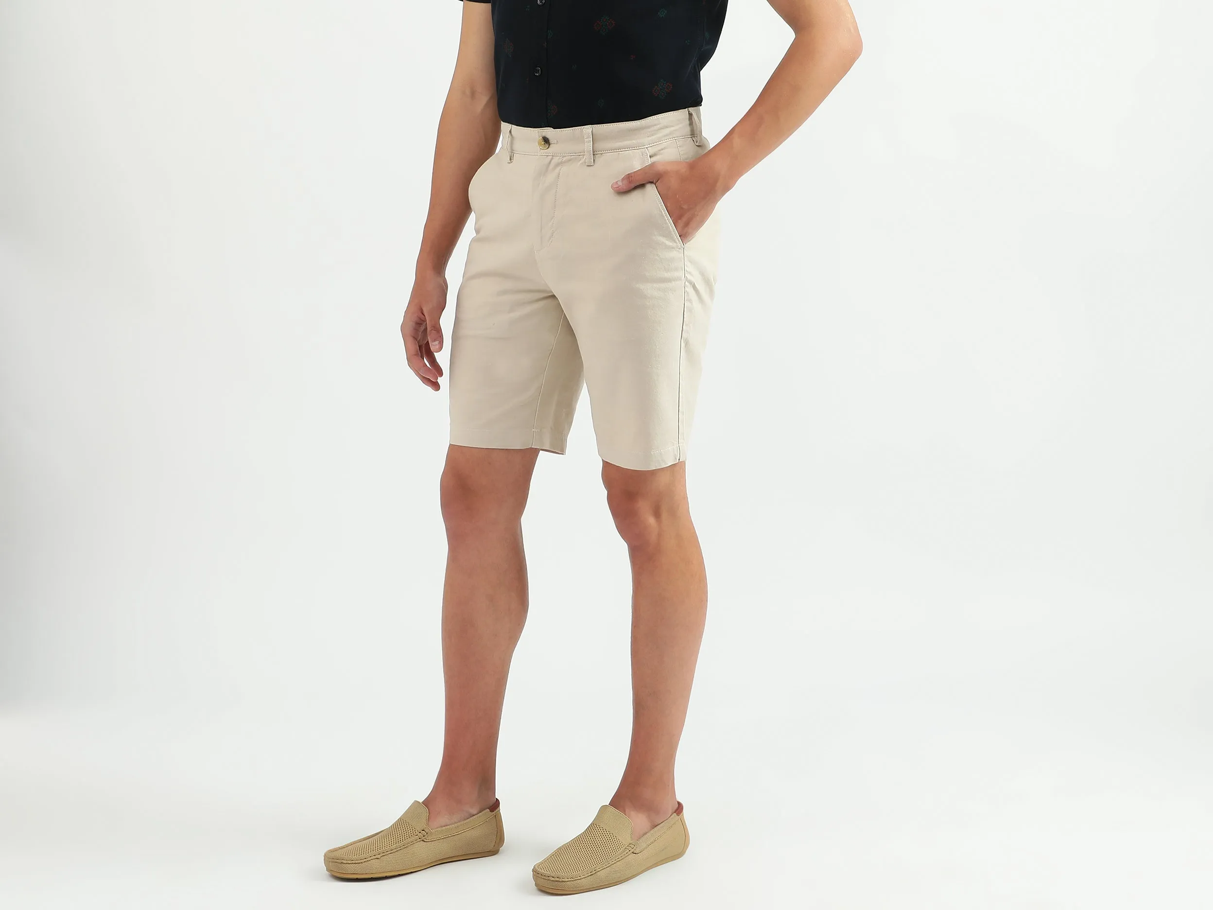 Men Solid Slim Fit Shorts