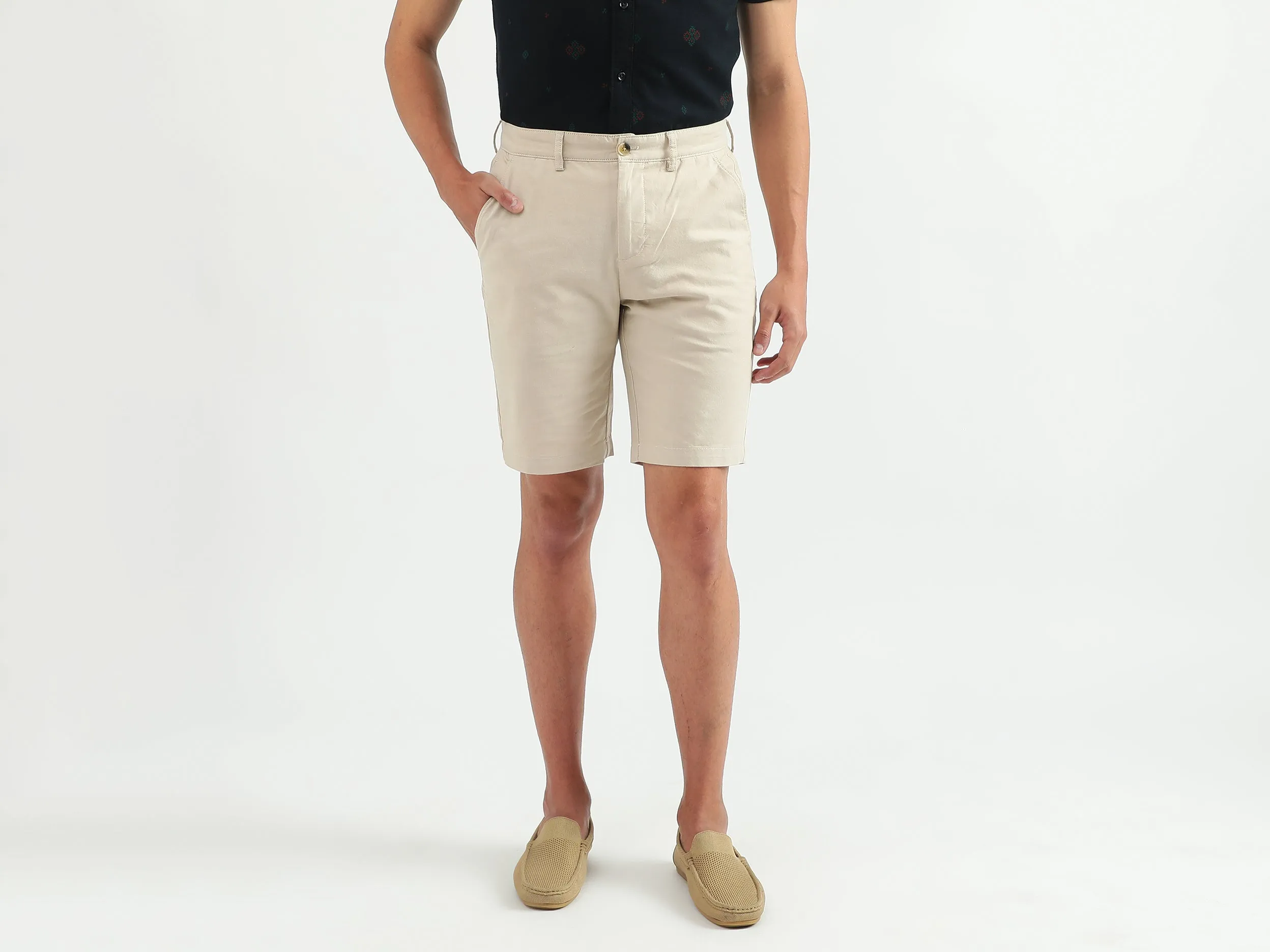 Men Solid Slim Fit Shorts