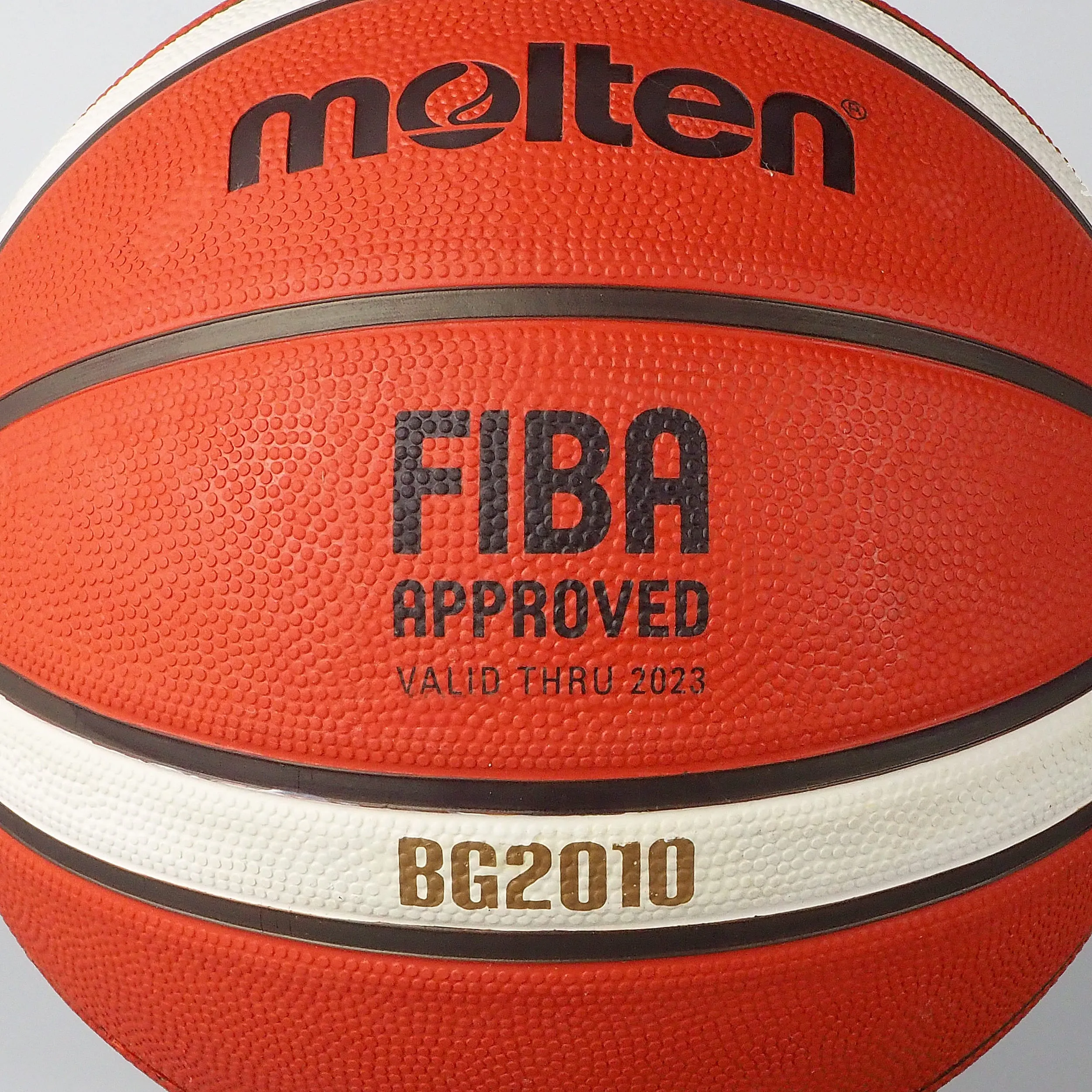 Molten BG2010 Indoor & Outdoor Basketball