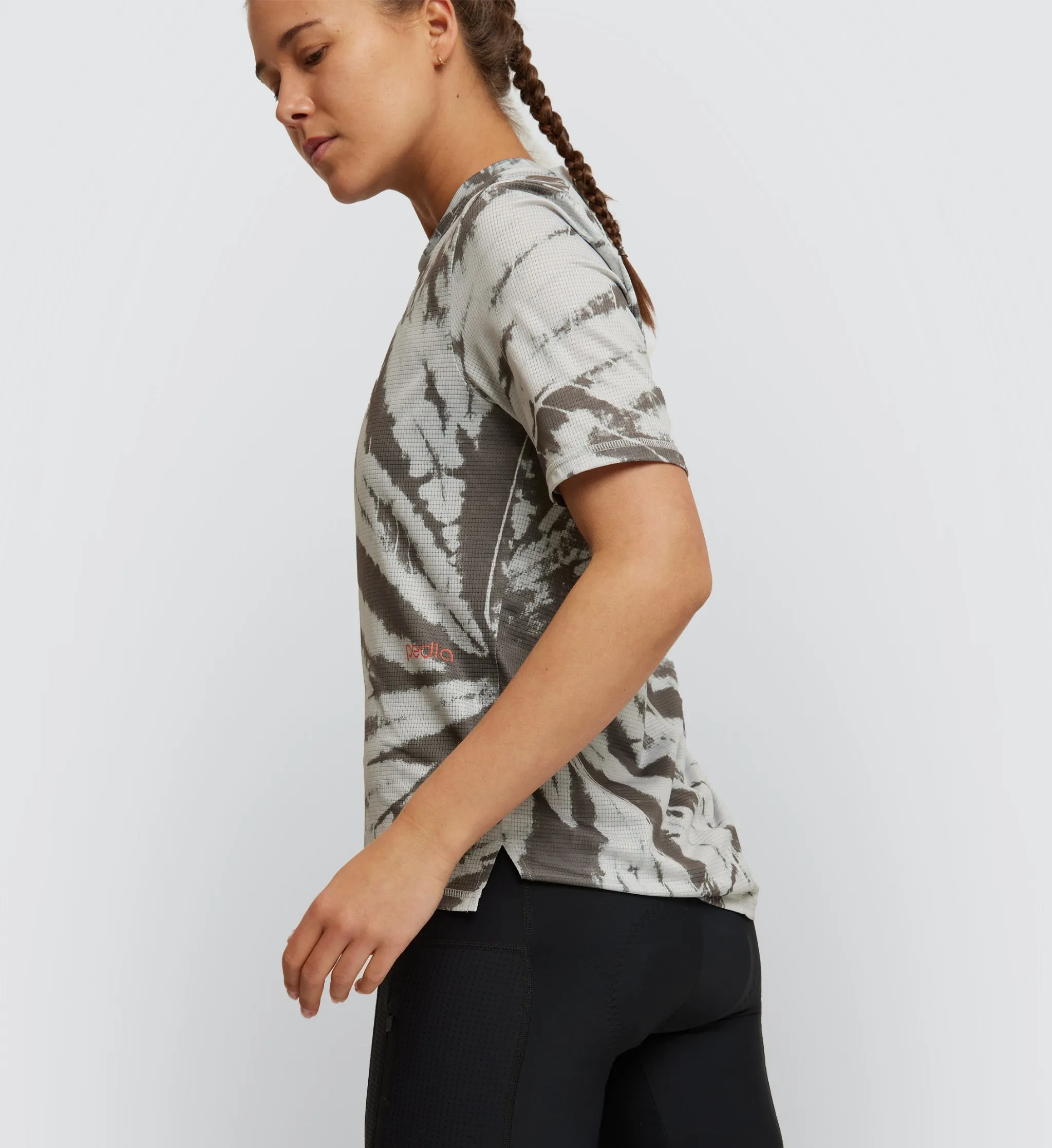 Off Grid / Gravel Tech Tee - Mono Dye