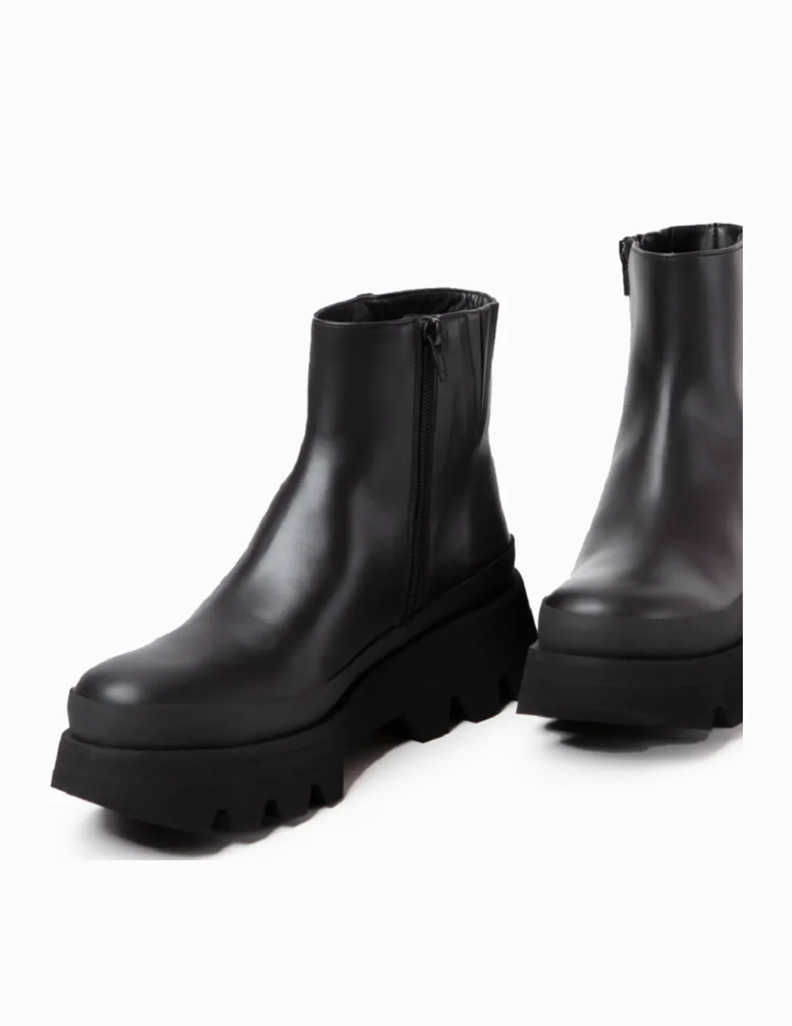 Paloma Barcelo Agni Iris Black