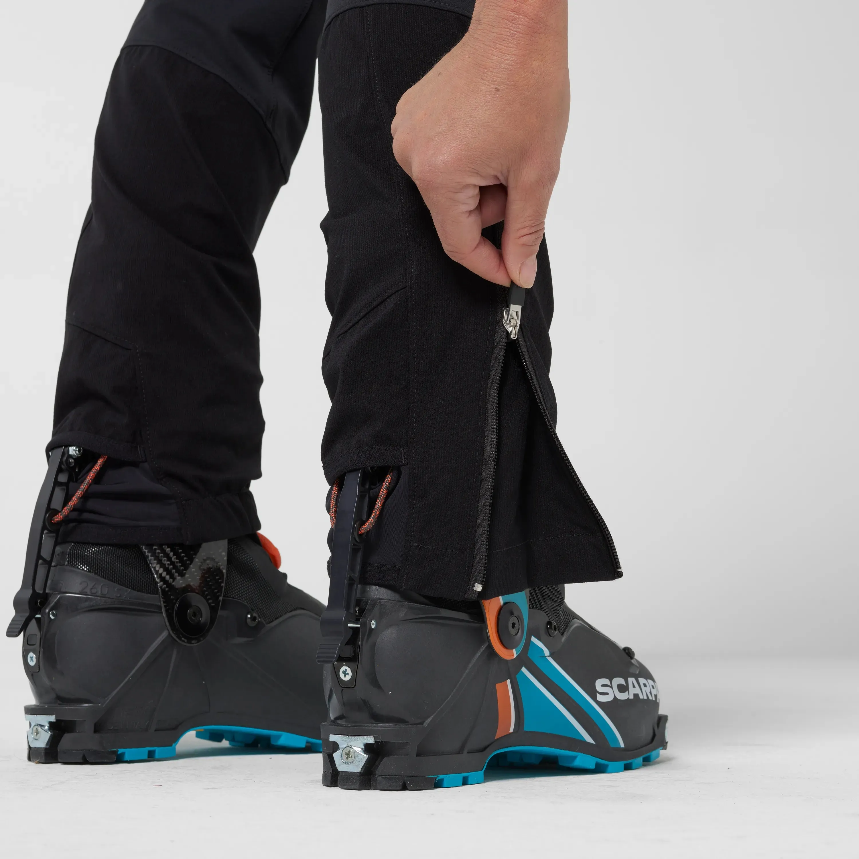 Pierra Ment Pt W