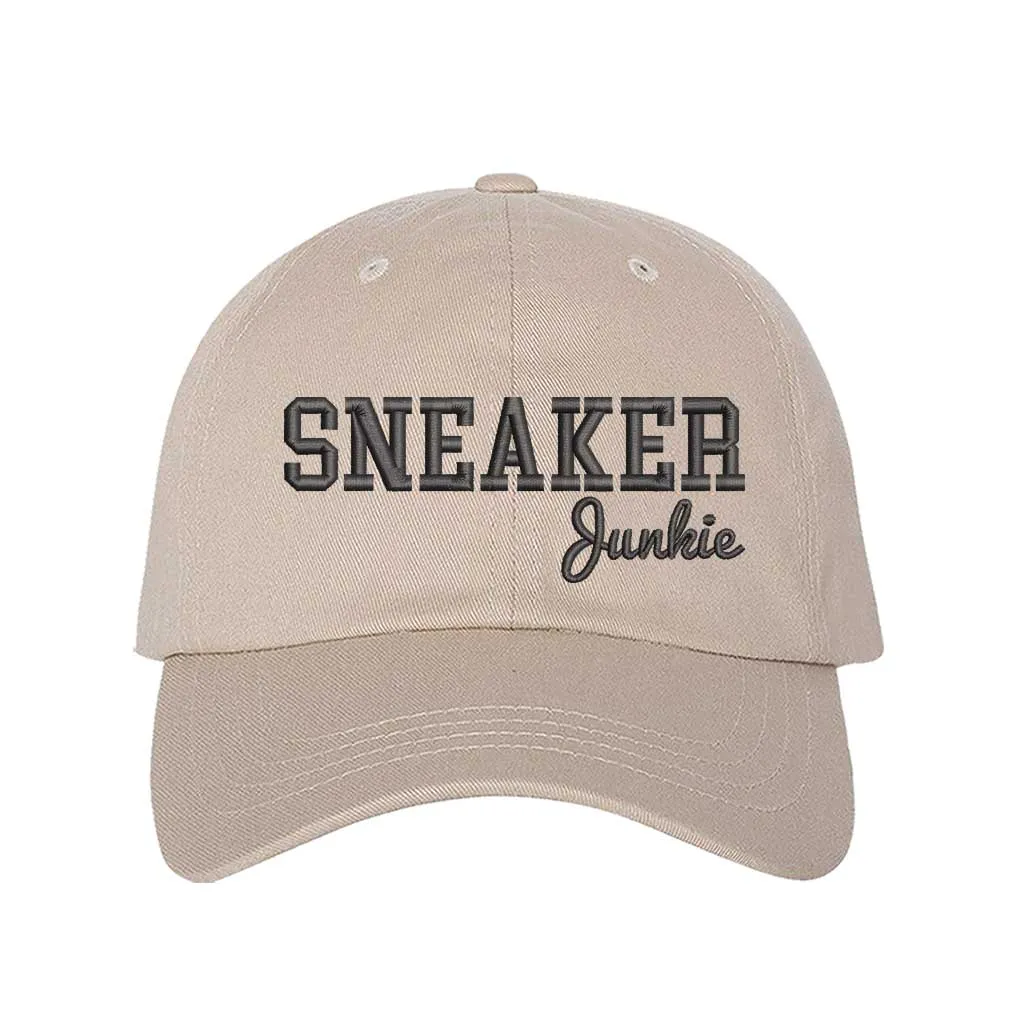 Pretty Girls Love Sneakers Baseball Cap