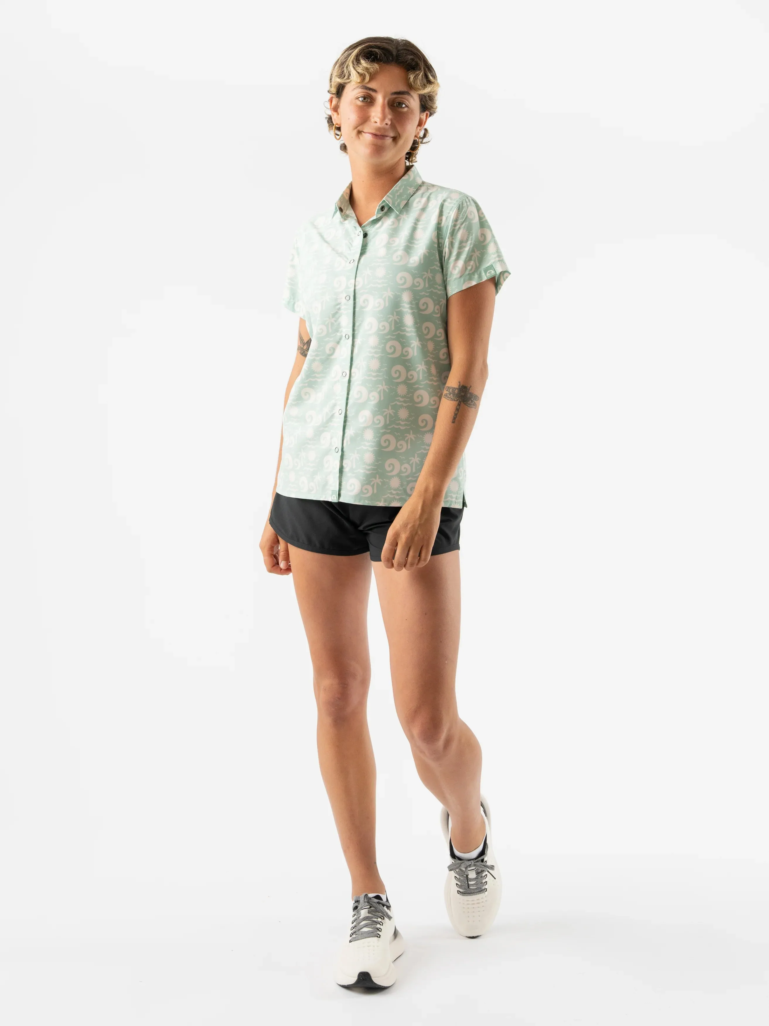 Rabbit Low Tide Shirt (Women's)