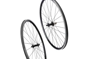 RE:NEW HUNT 4 Season Aero Wheelset