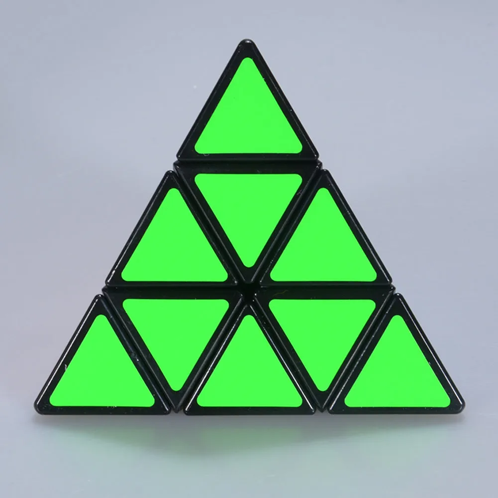 Speed Pyramide black - Magic Speed Cube for Speedcubing - Twisty Puzzle - Type Cubikon Cheeky Sheep