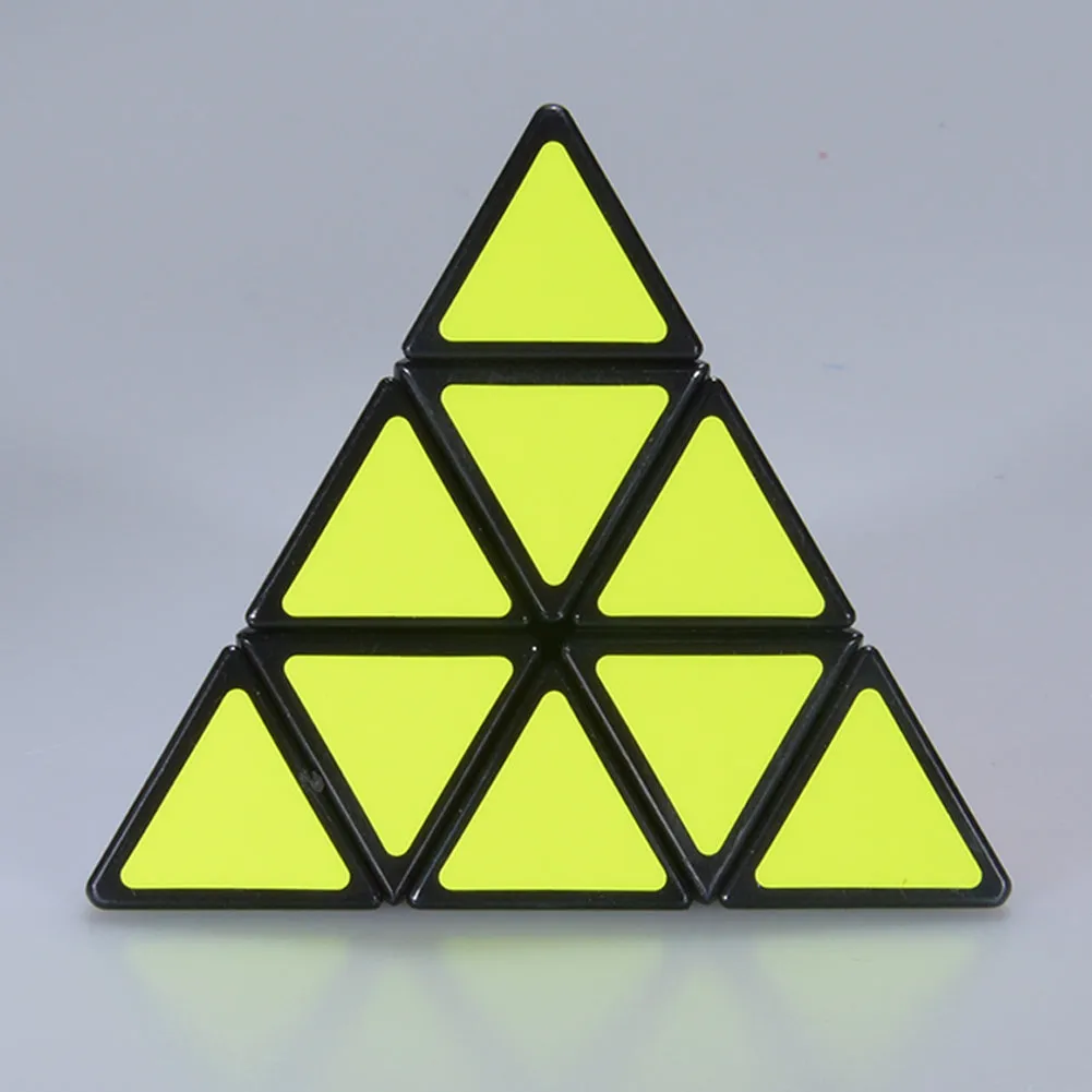 Speed Pyramide black - Magic Speed Cube for Speedcubing - Twisty Puzzle - Type Cubikon Cheeky Sheep