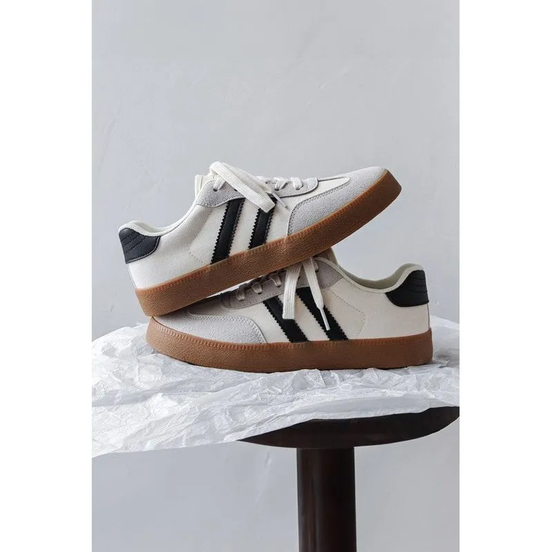 Striped Lace-up Flat Sneakers