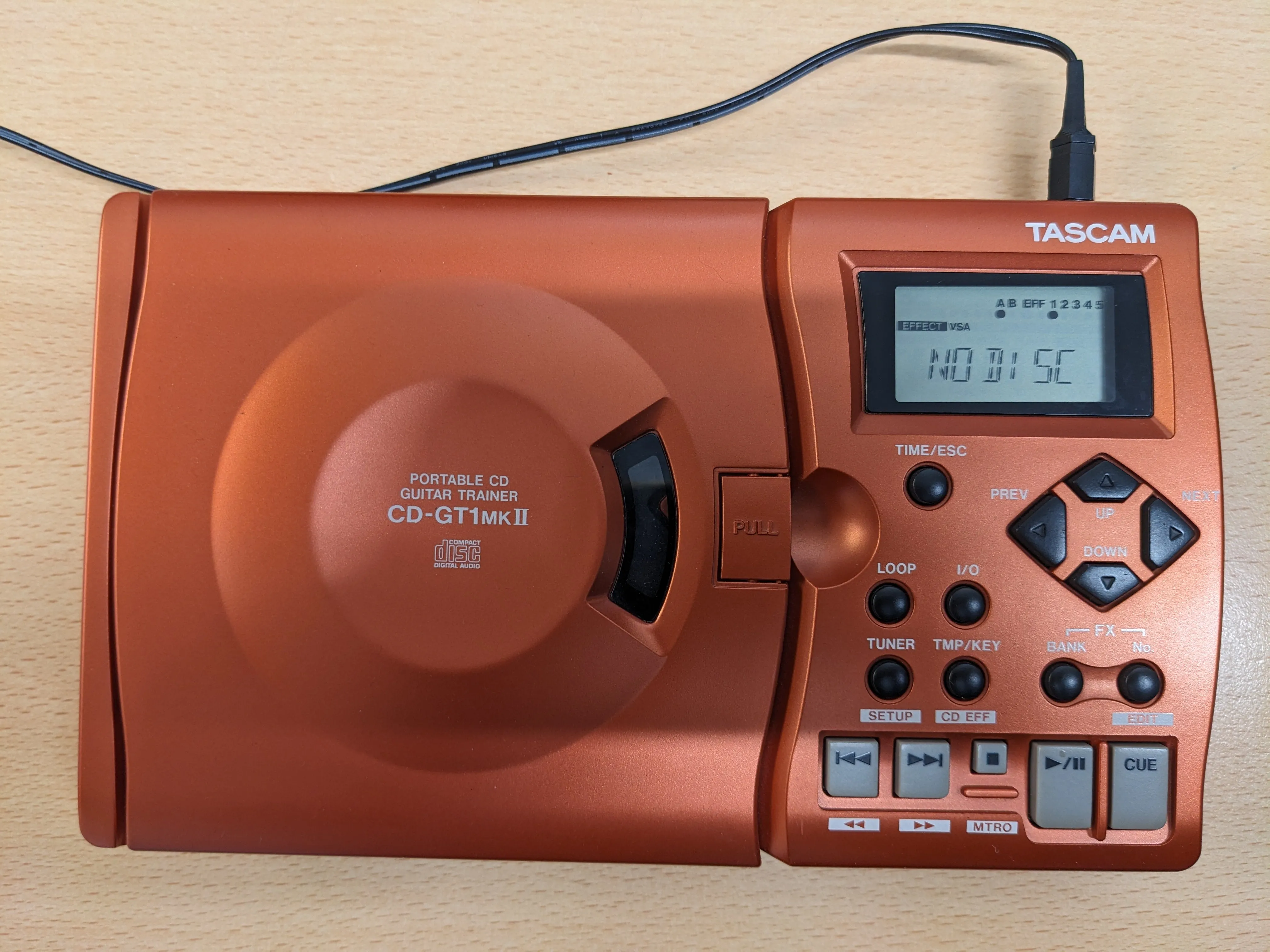 Tascam CD-GT1 MK II Guitar Trainer
