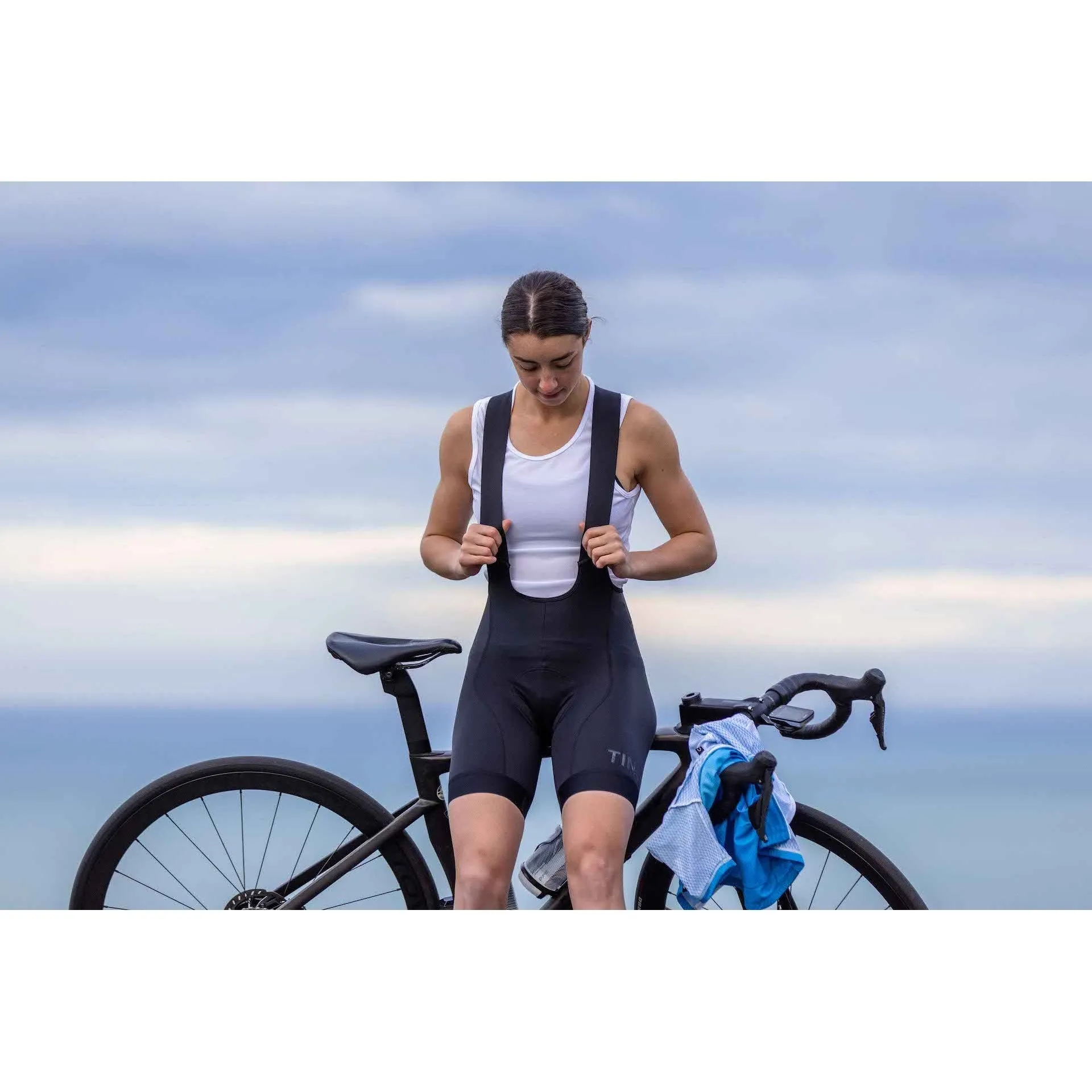 Tineli Pro Elite Core Womens Bib-Shorts