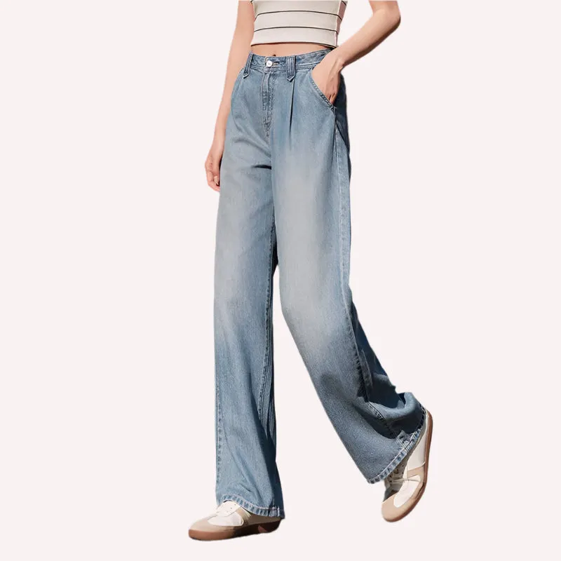 Wide-Legged Summer Jeans
