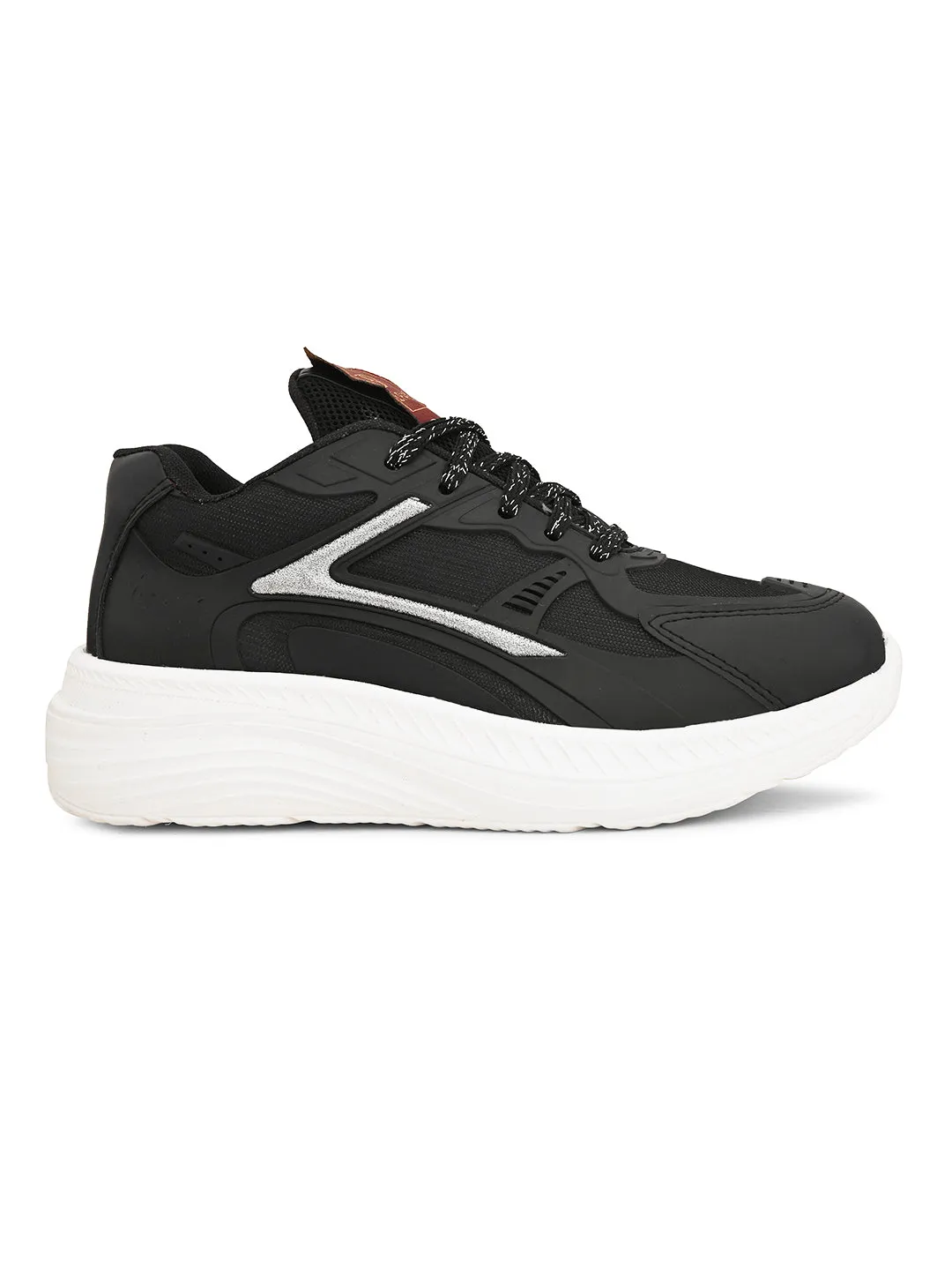Women Solid Round Toe Lightweight Sneakers