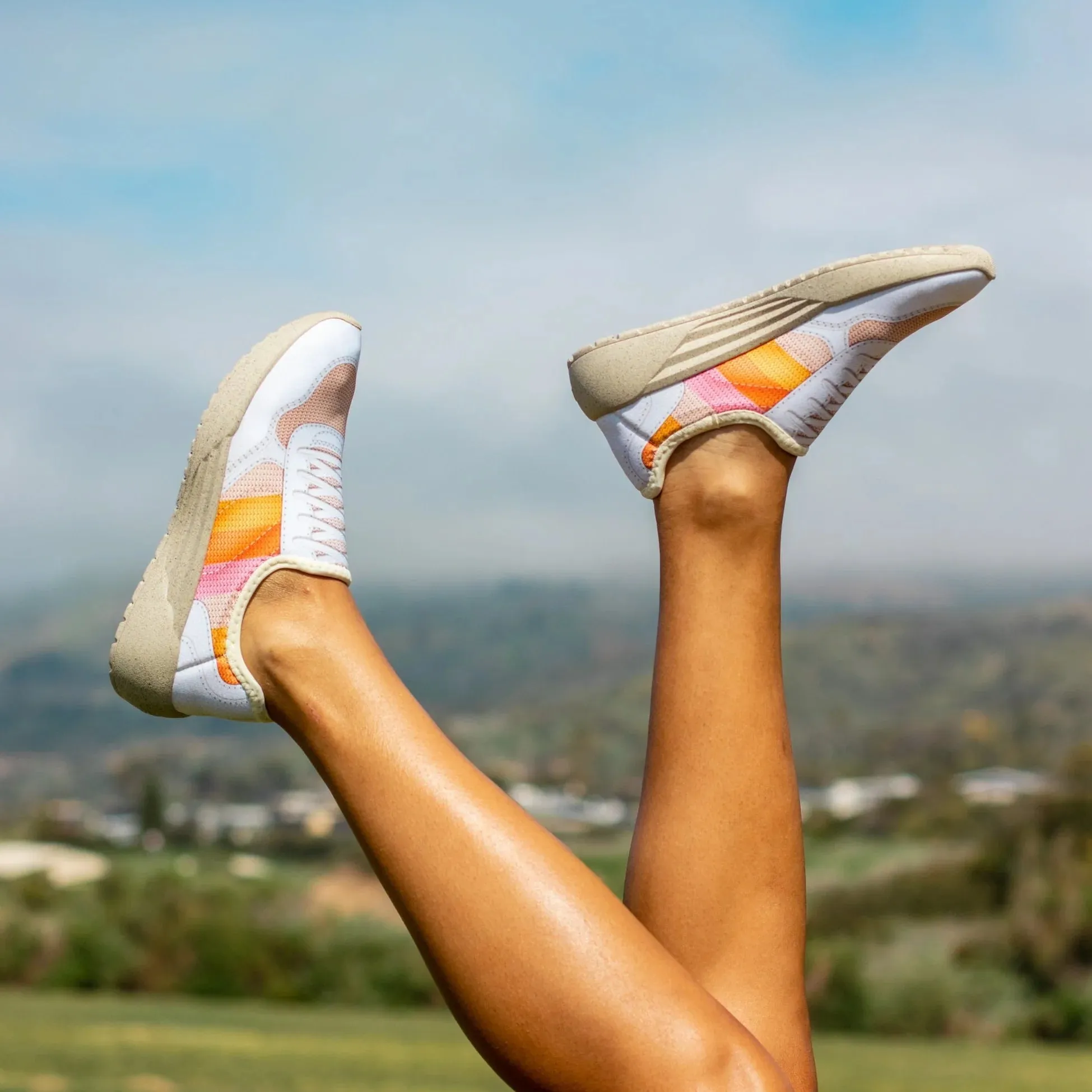 WOMEN'S COURT *FINAL SALE