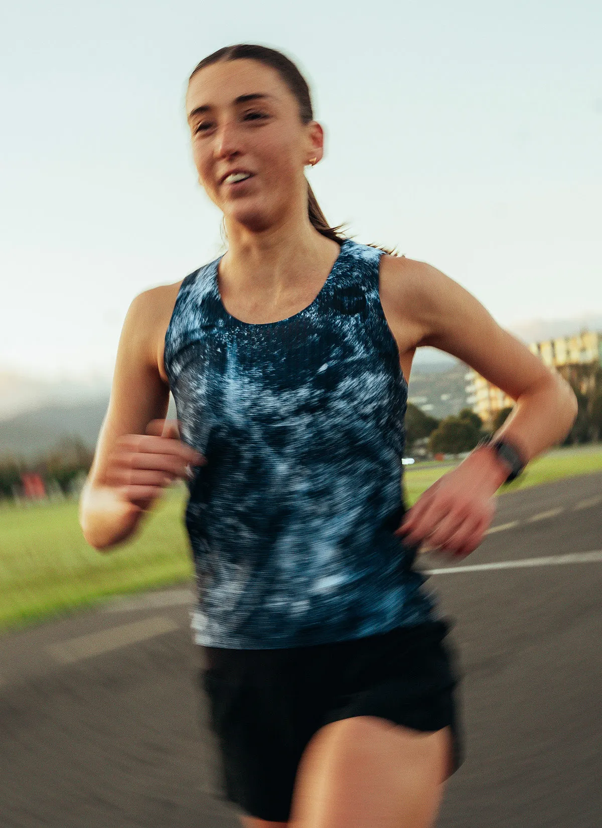 Women's Fly Singlet - SinCity